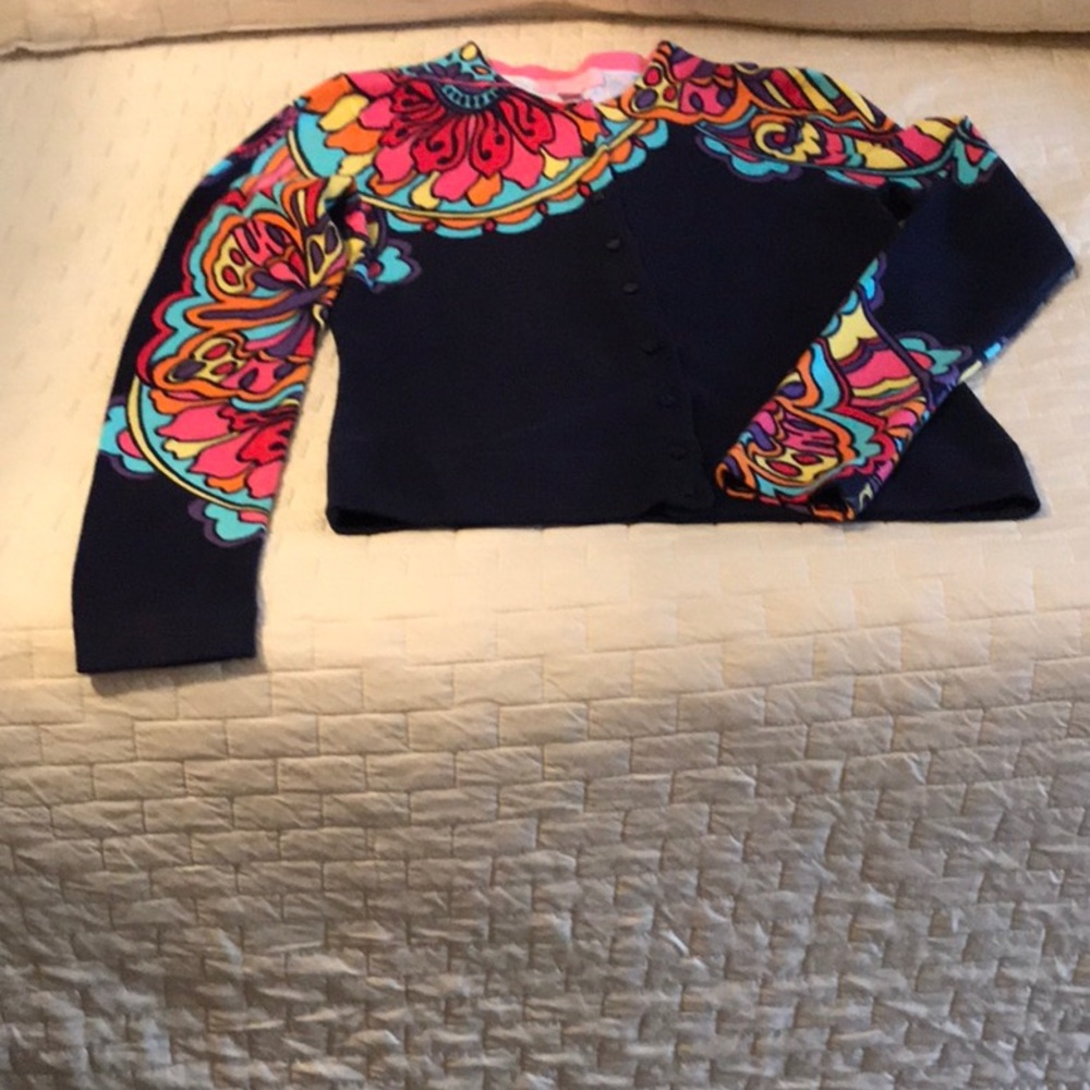 SOLD Lilly Pulitzer sweater